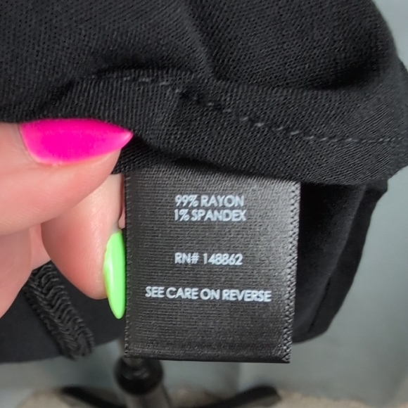 Torrid Black Relaxed Tank Top. NWT. Large - Picture 6 of 8